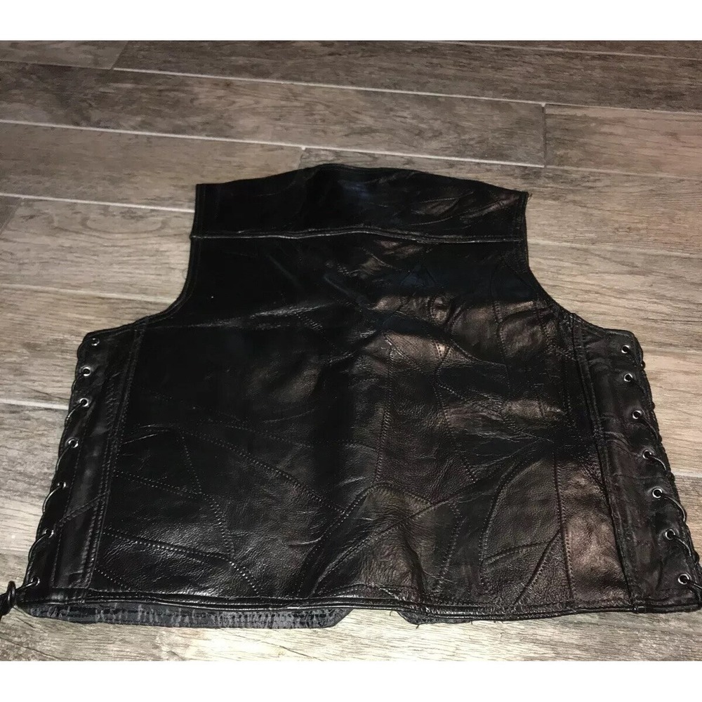 Womens Diamond Plate Leather Vest Concealed Carry Pocket Sz Large Motorcycle - Picture 6 of 6